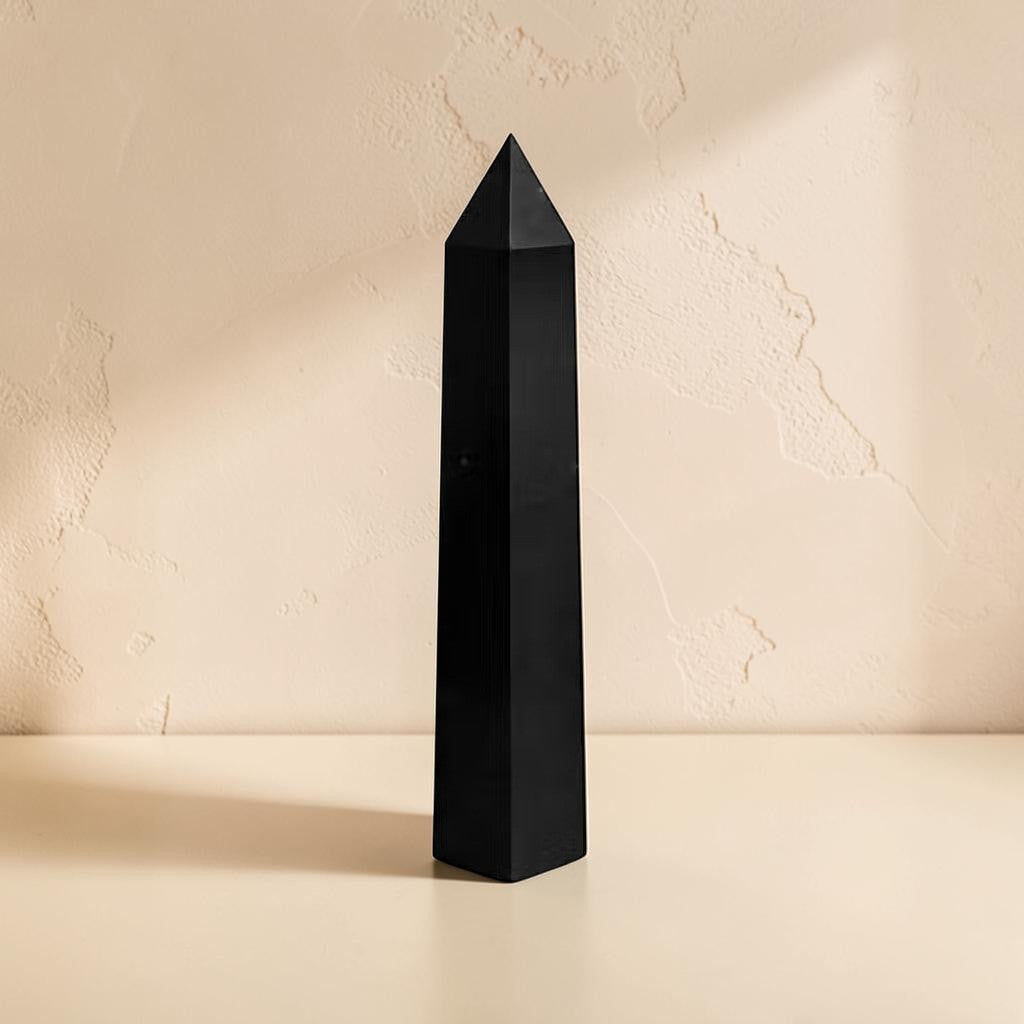 Obélisque en Tourmaline Noire 17cm – Pierre Naturelle Polie