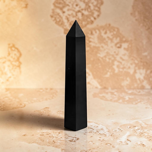 Obélisque en Tourmaline Noire 17cm – Pierre Naturelle Polie